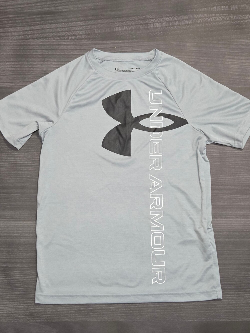 Under Armour Gray Activewear  Shirt Lightweight Youth Boys Size M (10-12)
